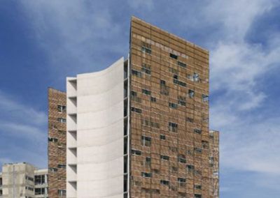 CORPORATIVO PUERTA DE HIERRO